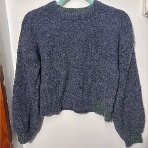 525 crewneck sweater